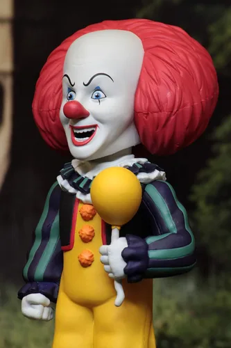 Miniatura 4 de NECA - ¿IT (1990)? Aldaba el cuerpo? Pennywise