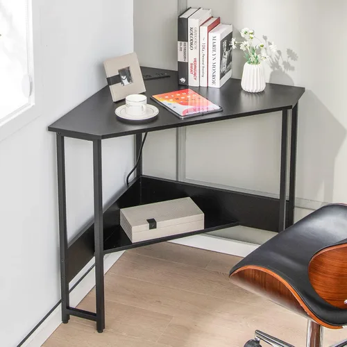 Miniatura 4 de Tangkula Escritorio esquinero con toma de corriente y puertos USB, escritorio triangular para computadora con estación de carga, estante de Negro