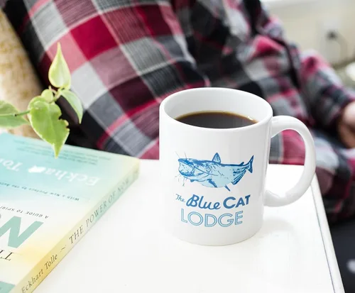 Miniatura 4 de Surreal Entertainment Exclusiva taza de café de cerámica blanca con logotipo de gato azul de Ozark, colección oficial de televisión, juego de cocina