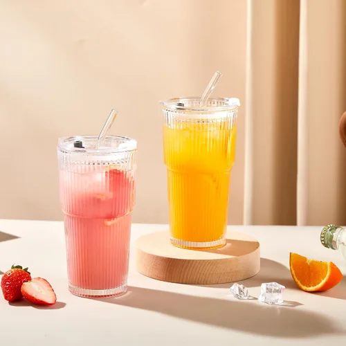 Miniatura 9 de Wells Vasos de vidrio de 20 onzas con tapas y pajitas, tazas de café helado acanaladas, vaso de vidrio grueso, ideal para café, batidos, cócteles