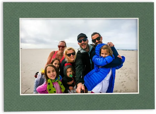 Miniatura 268 de 8.5x11 Mat for 11x14 Frame - Precut Mat Board Acid-Free Brown 8.5x11 Photo Matte Made to Fit a 11x14 Picture Frame, Premium Matboard for Family