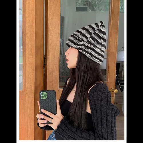 Miniatura 7 de Lindo gorro de punto para mujer, suéter de lana cálida para otoño e invierno con protección para orejas de gato