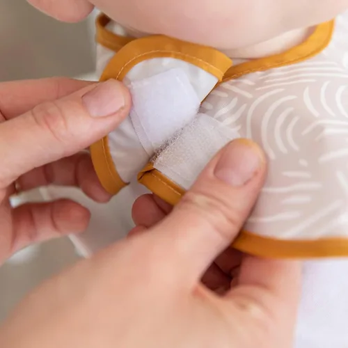 Miniatura 6 de Bumkins Baberos para niña o niño, SuperBib para bebés y niños pequeños de 6 a 24 meses, imprescindibles para comer, alimentar, suministros de A1