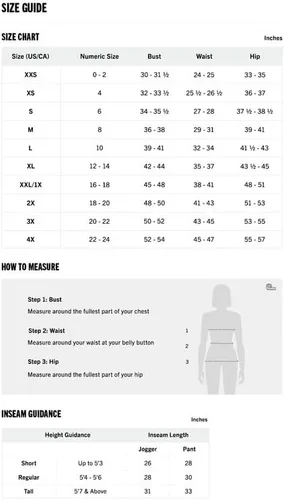 Miniatura 7 de Fabletics Camiseta médica Evolve de 3 bolsillos para mujer con un ajuste de gran tamaño, MotionTech, elástica en 4 direcciones, resistente a