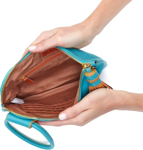 Miniatura 3 de HOBO Sable - Bolsa de muñeca para mujer, construcción de cuero pulido con correa de muñeca circular, bolsa práctica y compacta