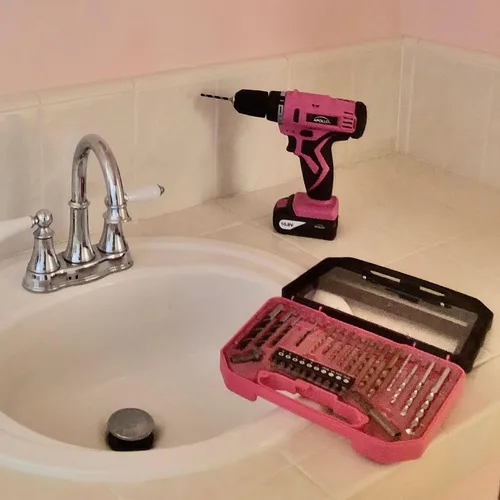 Miniatura 7 de Apollo Tools Potente taladro inalámbrico ligero, batería de iones de litio de 10.8 con juego de brocas de accesorios de 30 piezas, cinta rosa, rosa