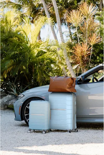 Miniatura 65 de Samsonite Freeform – Maleta rígida, expandible con ruedas dobles giratorias, Blanco