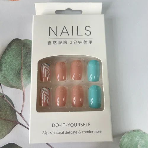 Miniatura 6 de Uñas postizas cortas cuadradas con forma de ataúd, cobertura completa, reutilizables, con pegamento, uñas adhesivas con diseños de hojas blancas