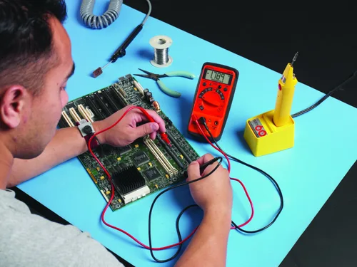 Miniatura 2 de Amprobe, multímetro digital compacto con indicador de voltaje sin contacto y certificación de calibración trazable de la prueba lógica con datos, 1