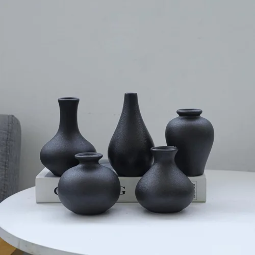 Miniatura 2 de Juego de 5 jarrones de cerámica negra, pequeños jarrones para flores, mini jarrones decorativos para bodas rústicas y decoración del hogar, centros