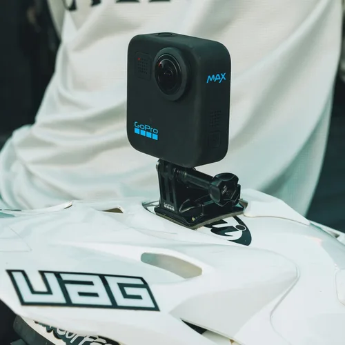 Miniatura 10 de GoPro MAX - Cámara impermeable 360 + cámara tradicional con pantalla táctil esférica 5.6K30 HD Video 16.6MP 360 fotos 1080p Estabilización
