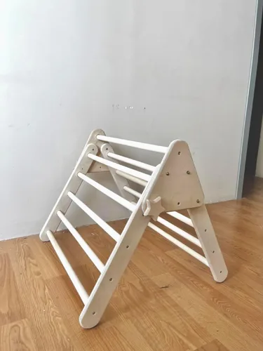 Miniatura 6 de Montessori Triángulo de escalada de madera para niños Marco de escalada plegable para interiores para niños y niños pequeños Equipo de parque
