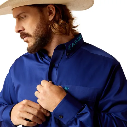 Miniatura 100 de Ariat Camisa de sarga con logotipo del equipo para hombre