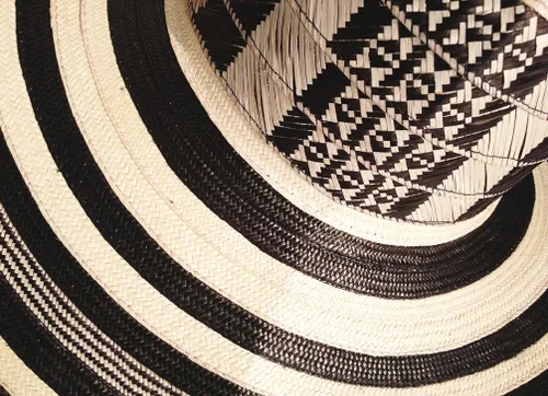 Miniatura 17 de Sombrero colombiano Sombrero Sinuano Arrow Cane Caña Flecha Vueltiao Hecho por Auténticos Indígenas Colombianos