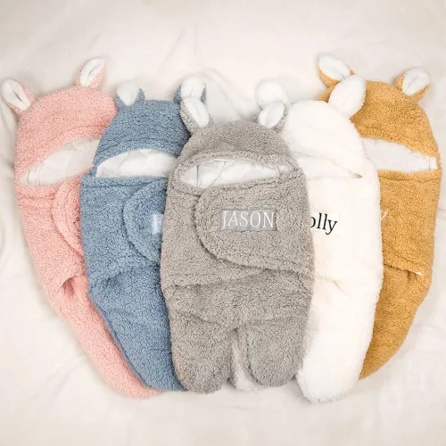 Miniatura 2 de BYFDIY Manta de bebé personalizada bordada con nombre personalizado para niños y niñas, saco de dormir para bebé, lindo conejo, regalo esencial