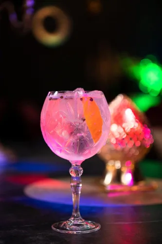 Miniatura 5 de Barski Copas de vino – Gin Tonic – Cóctel – Cupé – Copa – Juego de 6 vasos de cristal – Copas de globo bellamente diseñadas – Cada copa es de 18