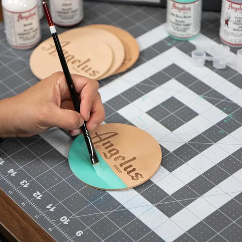 Miniatura 3 de Angelus Juego de pinceles de pintura redonda plana angular para artista, juego de pinceles de pintura acrílica para zapatos (5 piezas)