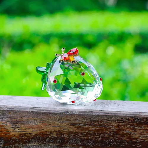 Miniatura 4 de LONGWIN Figuras coleccionables de fresa con abeja, pisapapeles de cristal, figura de fruta, centro de mesa, adornos para decoración del hogar