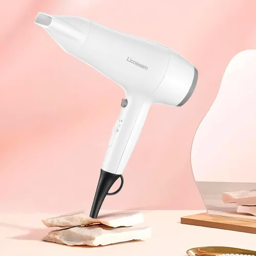 Miniatura 3 de Secador de pelo compacto 1875W con difusor y concentrador, color blanco Tamaño compacto con difusor para realzar rizos u ondas naturales.