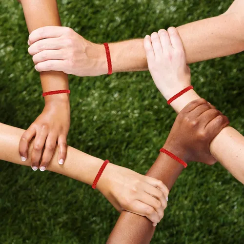 Miniatura 6 de Yolev 8 pulseras de cuerda roja de protección de cordón rojo, pulseras de amuleto hechas a mano, pulsera de amistad anudada Cabalá de la suerte