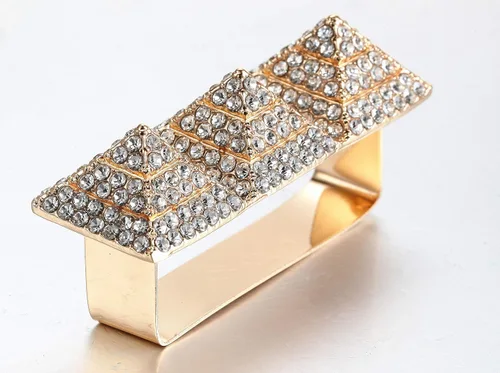 Miniatura 4 de Anillo de pirámide de aleación punk con diamantes de imitación, rapero hip hop, labios rojos, bisutería, tamaño de 2 dedos