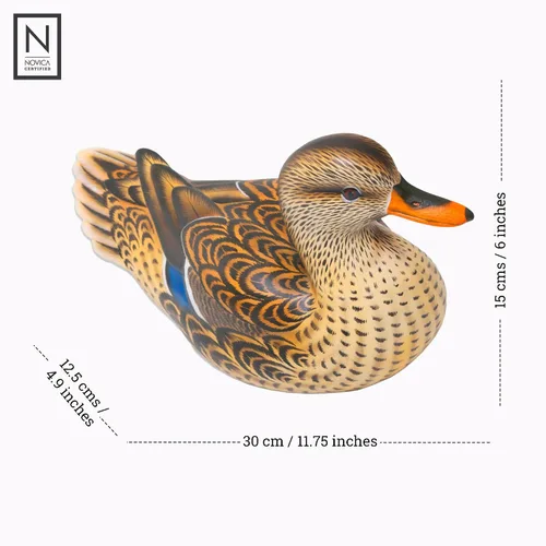 Miniatura 6 de NOVICA Estatuilla de madera artesanal hecha a mano pintada de pato malardo hembra de Bali Brown Indonesia escultura temática animal NAT Geo Decor