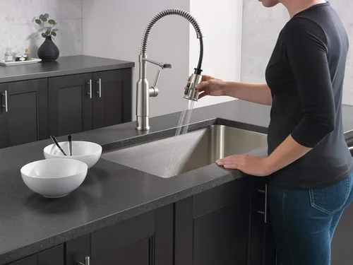 Miniatura 2 de Delta Theodora Pro - Grifo de cocina comercial estilo profesional con rociador desplegable, grifo de fregadero de cocina de níquel cepillado de un