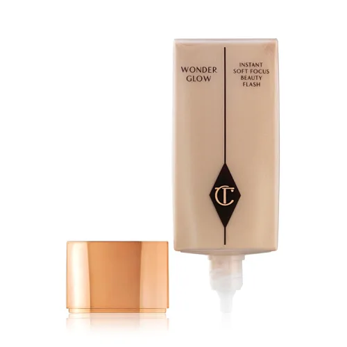 Miniatura 8 de Charlotte Tilbury Wonderglow Face Primer - Soft-Focus, Illuminating Dewy Primer to Hydrate & Blur the Look of Imperfections, Fine Lines & Wrinkles
