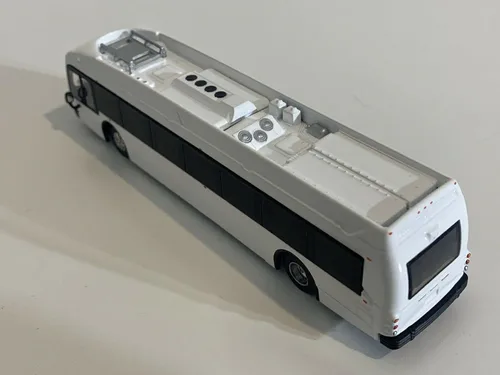 Miniatura 3 de Proterra Catalyst ZX5 Autobús fundido a troquel en blanco y blanco y listo para tus propias personalizaciones! Escala 1:87-HO Iconic Replicas Nuevo