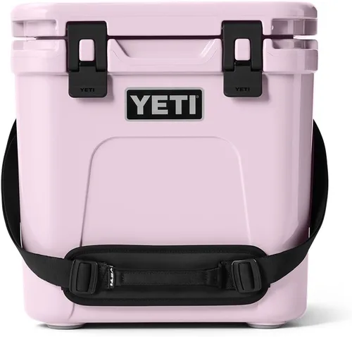 Miniatura 15 de YETI Roadie 24 2.0 - Enfriador duro con correa de hombro DoubleDuty y tapón de drenaje Carbón