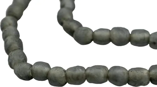 Miniatura 13 de The Bead Chest Cuentas de vidrio reciclado africano, hechas a mano en Ghana, hilo azul de 0.276 in para fabricación de joyas, manualidades