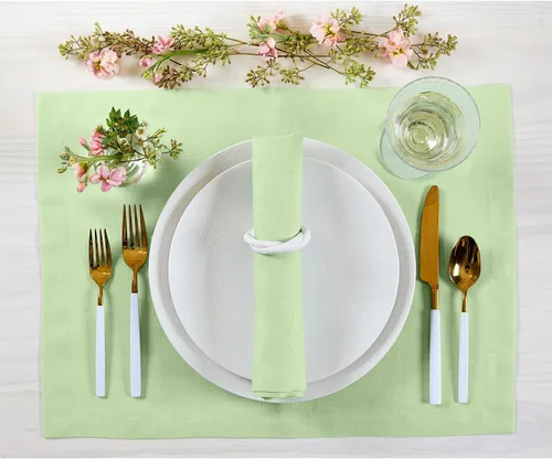 Miniatura 88 de Solino Home Juego de 4 manteles individuales blancos de 100 % lino puro de 14 x 14 pulgadas para invierno, San Valentín, primavera, Pascua, Fete