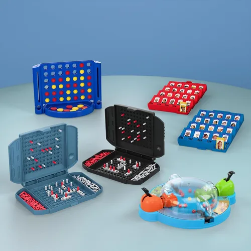 Miniatura 3 de Hasbro Grab and Go! Paquete (paquete de 4), juegos de mesa de viaje para niños, acorazado, Connect 4, ¿Adivina quién?, juegos de hipopótamos