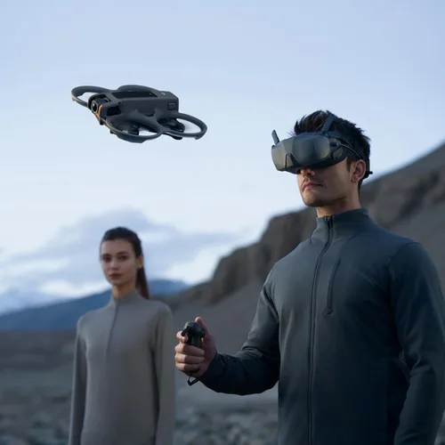 Miniatura 7 de DJI Avata 2 Fly Smart Combo (Batería única), dron FPV con cámara 4K, experiencia inmersiva, acrobacia con un solo toque, protector de hélice