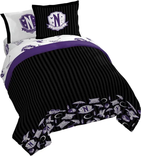 Jay Franco Wednesday Addams - Juego de edredón tamaño Queen, ropa de cama de 7 piezas, incluye juego de sábanas y fundas de almohada, ropa de cama