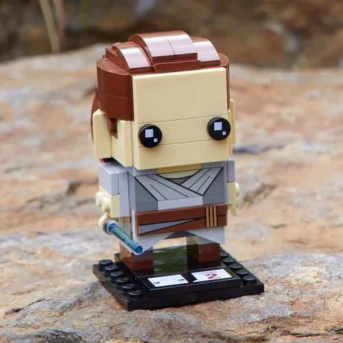 Miniatura 4 de LEGO BrickHeadz Rey 41602 Kit de construcción (119 piezas)