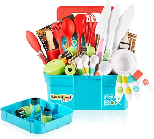 Miniatura 8 de NutriChef Juego de cocina y horneado para niños, juego completo de cocina para niñas y niños, incluye delantal de pequeño chef. Suministros