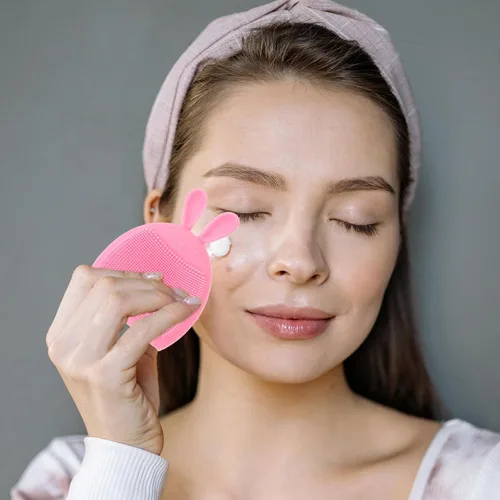Miniatura 5 de FOMIYES 4pcs Paw Lovely Cartoon Massage Scrubby Face Bunny Silicone Pad Shape Rabbit Scrub Cat Tool Removing Facial Exfoliator for Cleansing