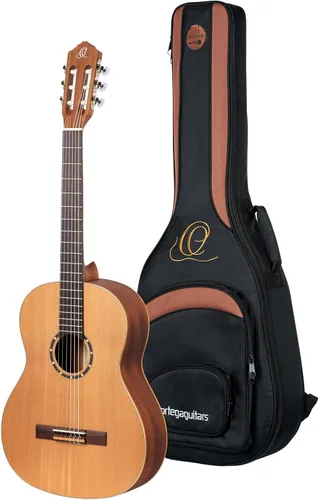 Miniatura 37 de Guitarra Clásica de Nylon Tamaño 3/4 de la Serie Family con Bolsa