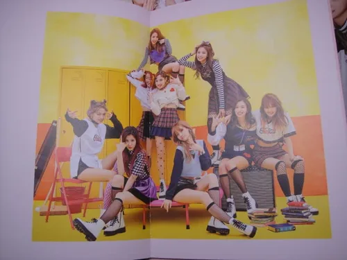 Miniatura 6 de JYP Entertainment Twice - TWICEcoaster : Lane 2 (álbum especial) [A ver.+B ver. Set] 2CD+Photobook+Photocard+Juego de tarjetas fotográficas