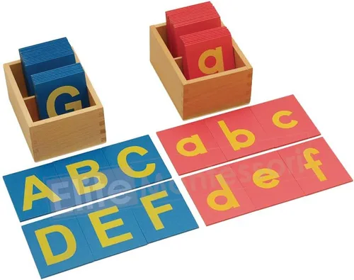 Letras mayúsculas y minúsculas en papel de lija con caja Montessori