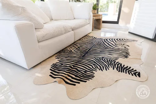 Miniatura 5 de Alfombra de piel de vaca auténtica con estampado de cebra negra sobre beige de 6 x 7 pies 70.9 x 82.7 in