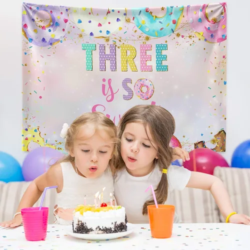 Miniatura 2 de Mocsicka Telón de fondo de cumpleaños con texto en inglés "Three is so Sweet" para decoración de fiesta de cumpleaños de tercer cumpleaños