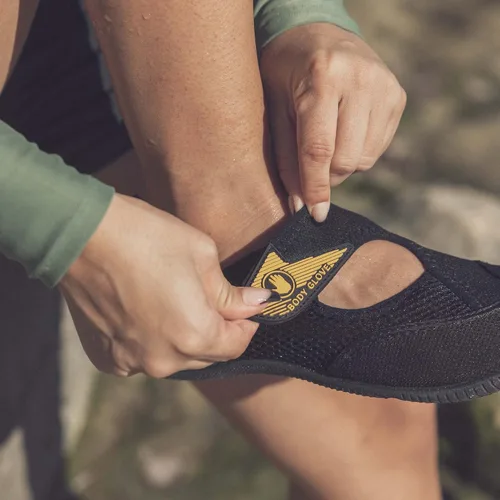 Miniatura 5 de Body Glove Zapatos de agua para mujer (lago, aeróbicos, natación, deportes acuáticos, playa, zapatos de agua para mujer), color negro y azul Oasis