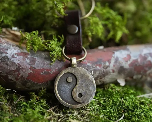 Miniatura 24 de Collar Yin Yang para hombre, joyería colgante de alta calidad de aspecto antiguo, regalos de Yin Yang, joyería vikinga para hombres