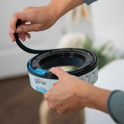 Miniatura 8 de Diaper Genie Bolsas de repuesto de 240 unidades (paquete de 1) con bloqueo máximo de olor, capacidad para hasta 1,200 pañales para recién nacidos
