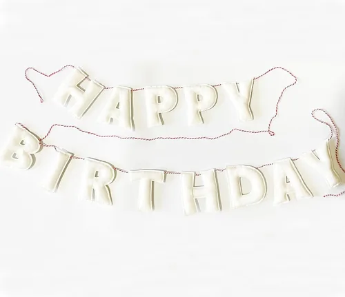 Miniatura 8 de Cartel de feliz cumpleaños pre-encordado – Guirnalda de bola de fieltro, decoraciones de fiesta temática blanca, guirnalda de feliz cumpleaños