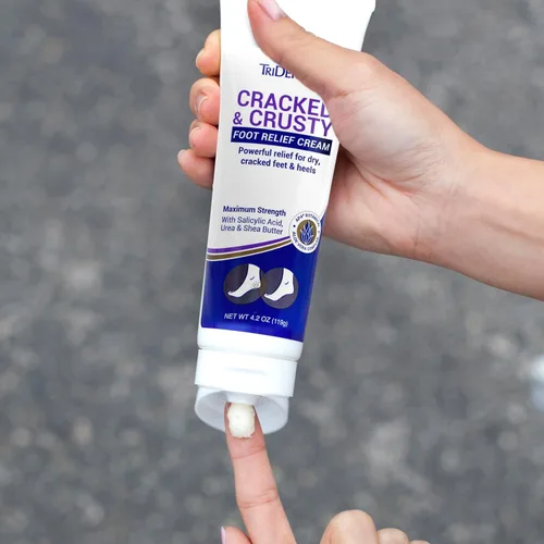 Miniatura 5 de TriDerma Cracked & Crusty™ Crema para pies saludables hidrata, suaviza y cura los pies secos, talones agrietados y codos secos con ácido salicílico
