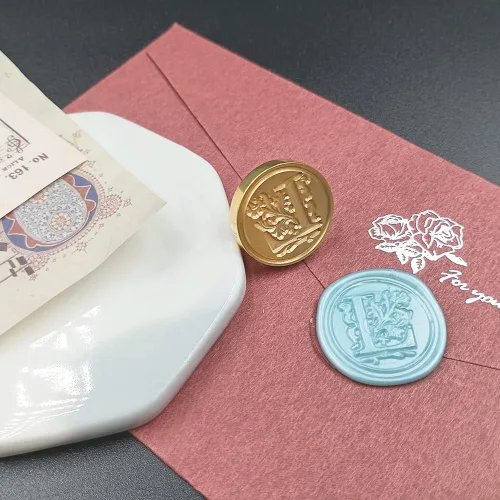 Miniatura 2 de Sello clásico de cera para sellar varios alfabetos, cabeza de latón, mango de madera, sellos para tarjeta/sobre/regalo (sello, letra L)