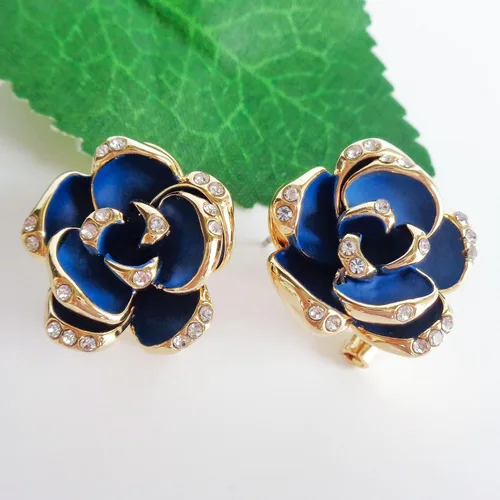 Miniatura 3 de Navachi Pendientes de clip de cristal blanco esmaltado de rosa de 18 quilates chapado en oro